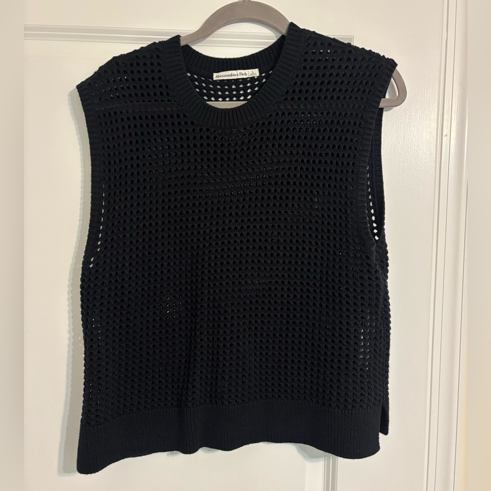 Abercrombie & Fitch Black Open-Knit Sleeveless Sweater Vest